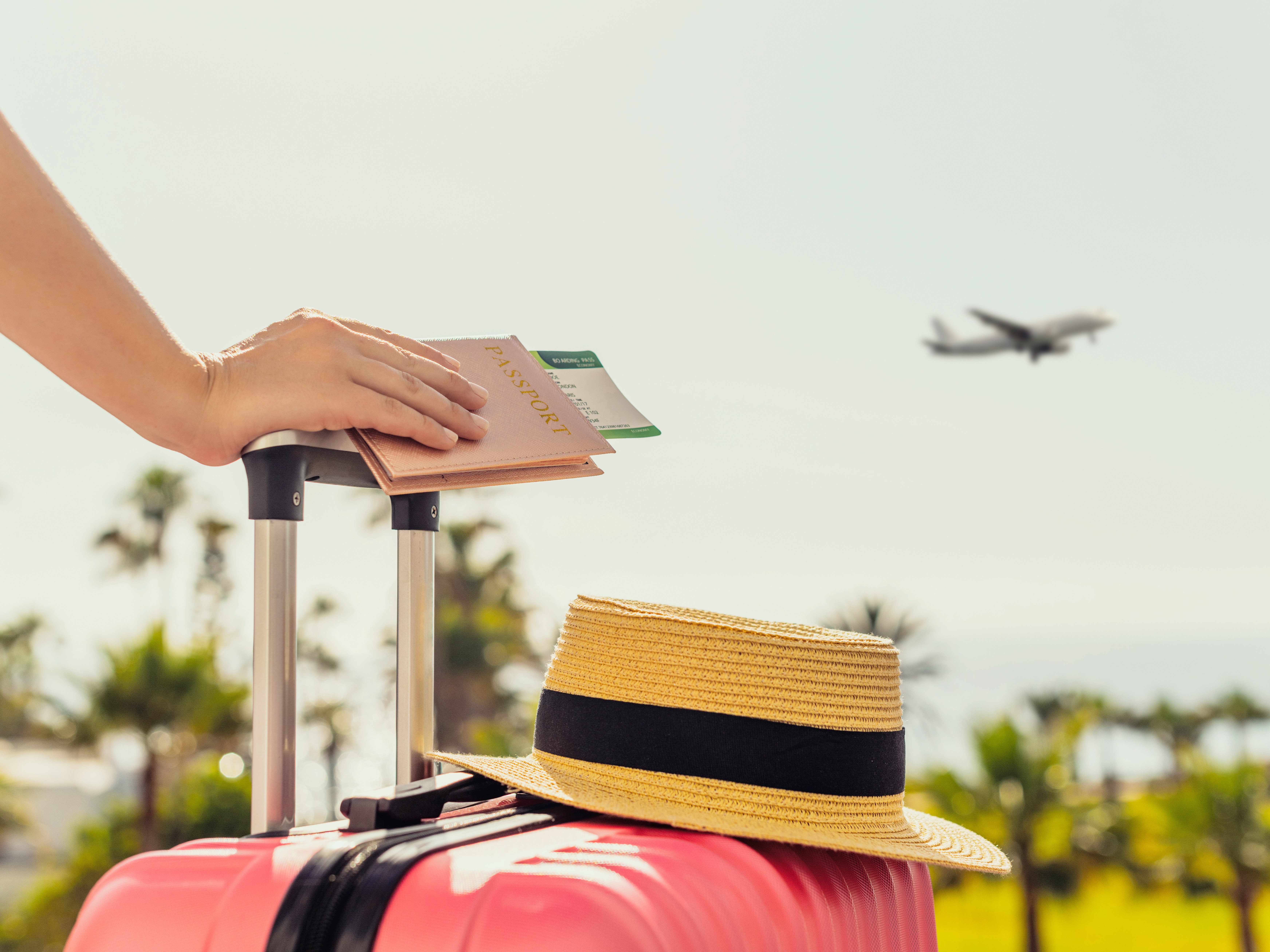 Flughafen Koffer + Reisepass