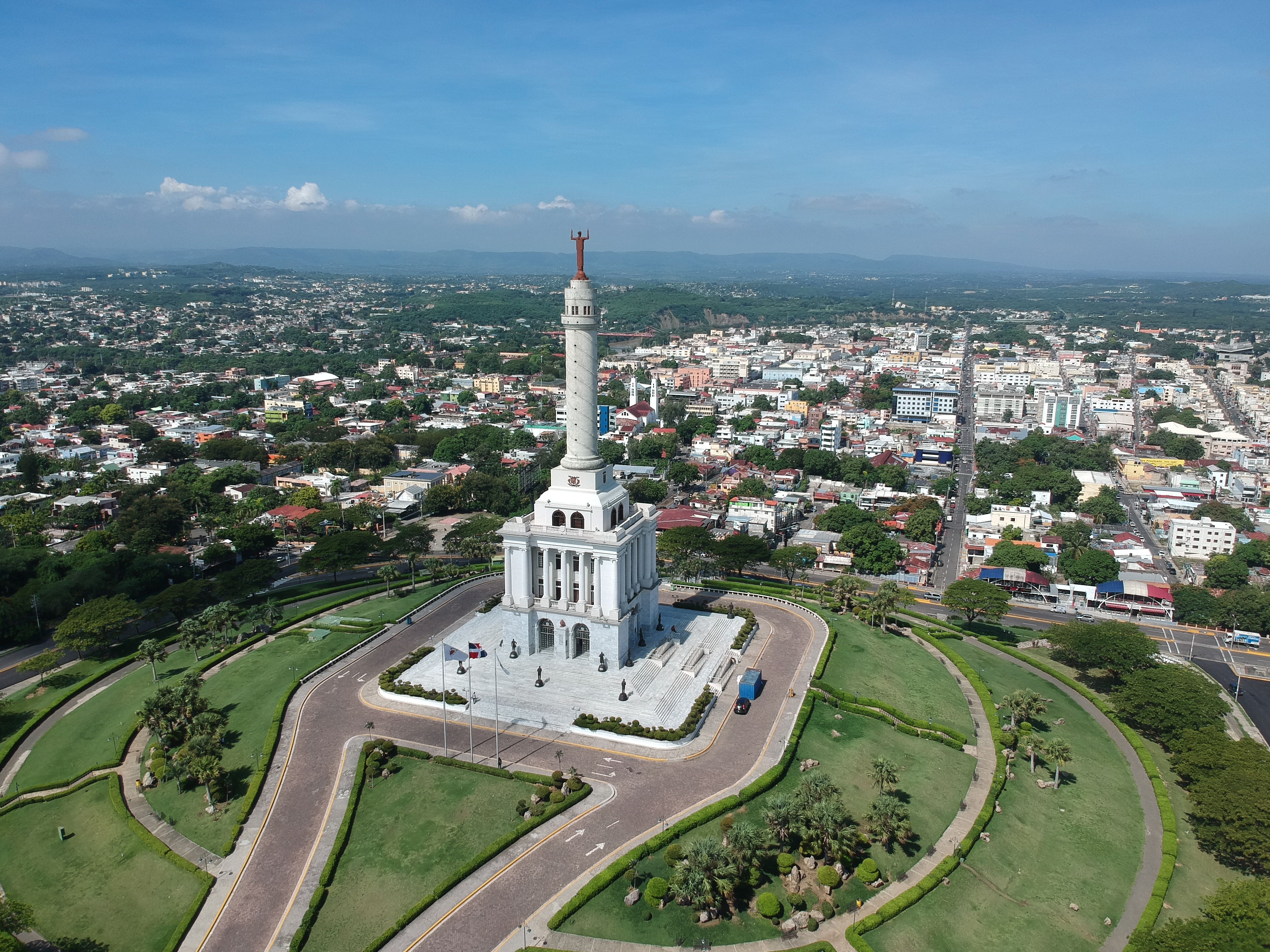 Santiago de los Caballeros Monument