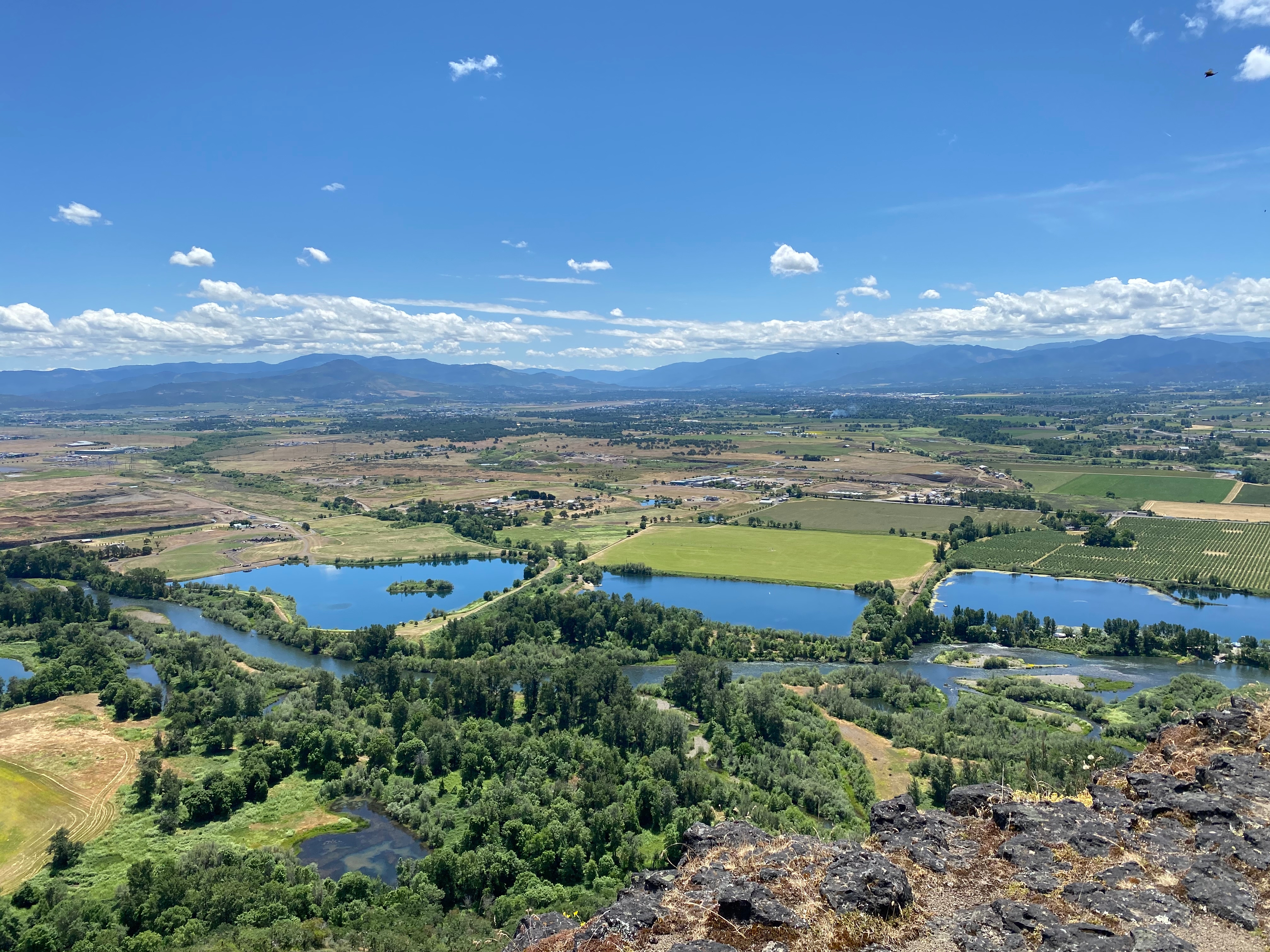 Medford Blick vom Table Rock Plateau 