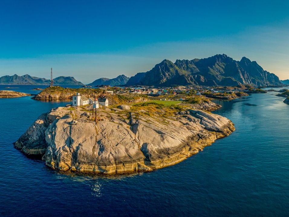 Lofoten Henningsvaer Lighthouse