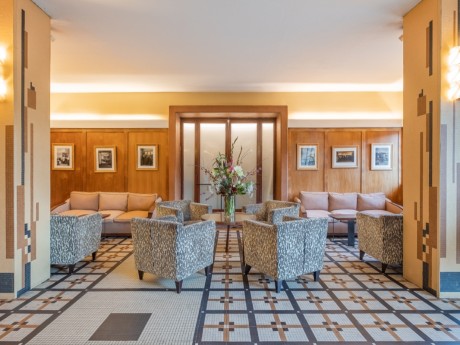 Grand Hotel Tours Lobby