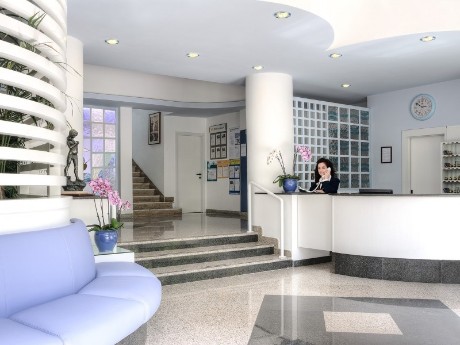 Hotel Caravel - Rezeption