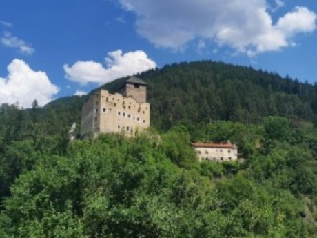 Hotel Schrofenstein