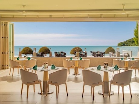 Pelangi Beach Resort Restaurtan