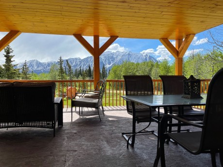 Mount Logan Ecolodge