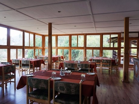 Himalayan Dragon'S Nest Hotel - Restaura