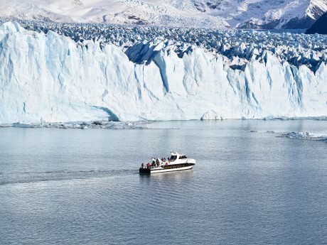 Glaciers by Boat