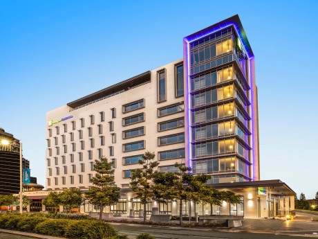 Holiday Inn Express Sunshine Coast_ext