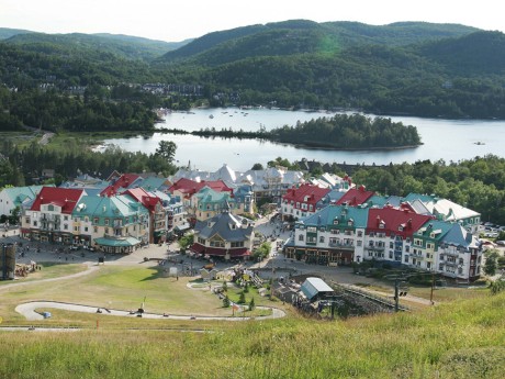 Holiday Inn Express & Suites Tremblant