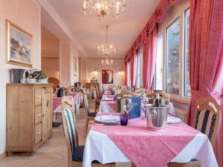 Hotel Londra, Restaurant