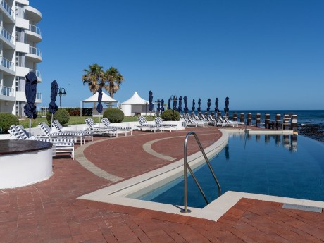 Radisson Collection Hotel Waterfront Cap