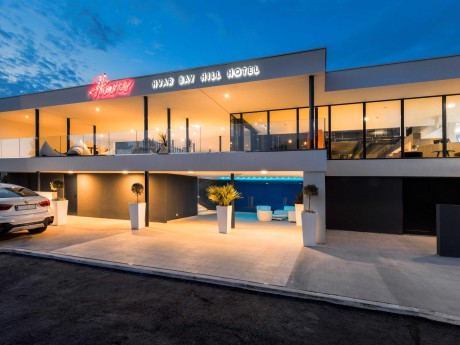 Hotel Pharos Eingang