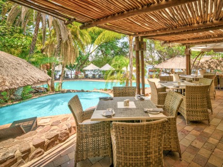 Cresta Mowana_Botswana_Outdoor deck