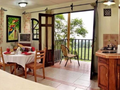 Guayabo Lodge - Breakfast Room