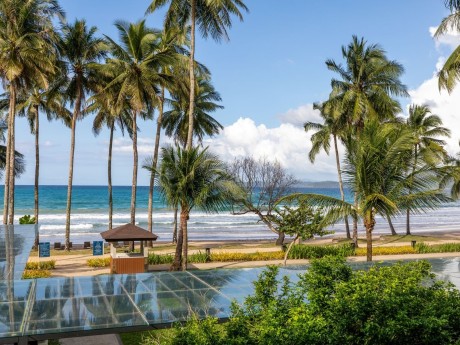 Strand und Palmen, Four Points 