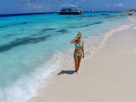 CRUISE & KLEIN BEACH TRIP CURACAO
