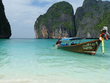 Andamanensee mit Longtailboot
