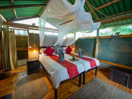 Sunway Botswana Okavango Guma Lagoon Cam