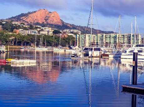 Moutain and port in Townsville