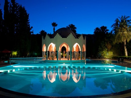 Beni-Mellal, Hotel Tazerkount, Pool