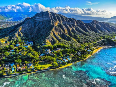 Oahu Waikiki Beach + Diamond Head