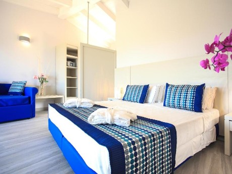 Bajaloglia Resort, Zimmerbeispiel