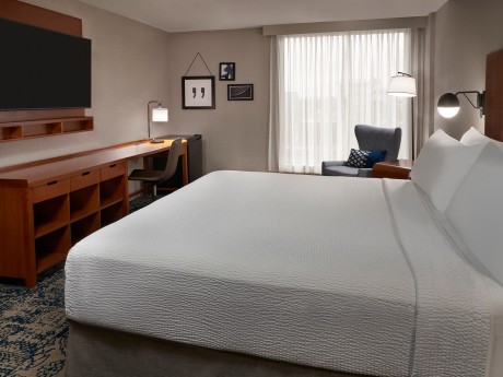 Four Points by Sheraton Gatineau-Ottawa 