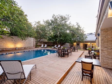 Nkosi Guest Lodge_Zimbabwe_DSC04708-HDR-