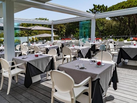 Hotel Raffaello, Terrasse