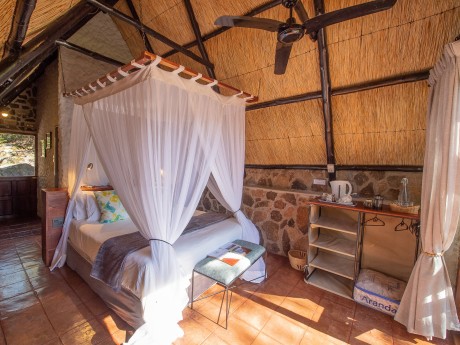 Sunway Zimbabwe Matobos Big Cave Lodge B