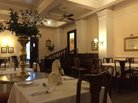 The Elgin Silver Oaks - Restaurant