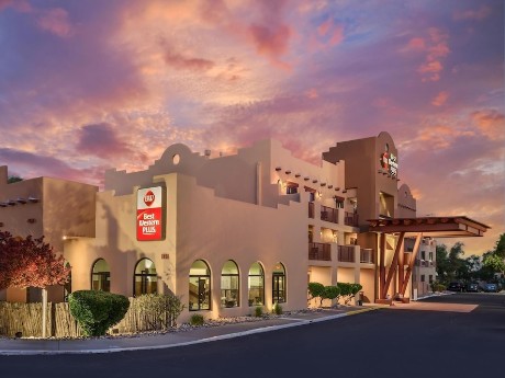 BW Plus Inn of Santa Fe - exterior