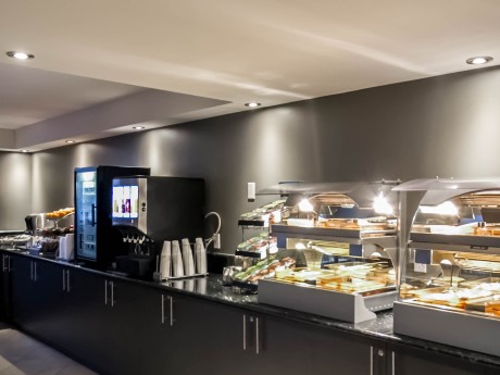 Hotel Faubourg Montreal 