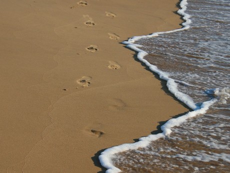 Fussspuren am Strand, Ras Al Khaimah