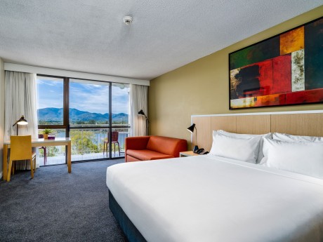 Mercure Rockhampton River View Room