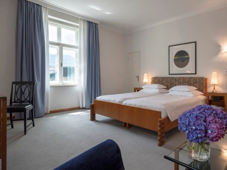 Parkhotel Laurin, Zimmerbeispiel