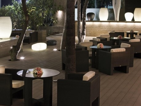 Le Méridien_Außenbereich_Lounge