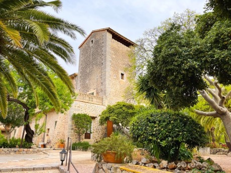 Hotel Es Port