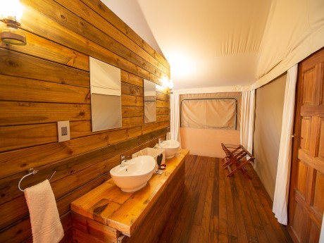 Sunway Botswana Kasane Jackalberry Lodge