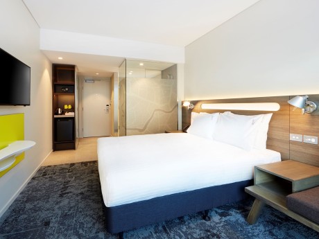 Holiday Inn Express Brisbane_room