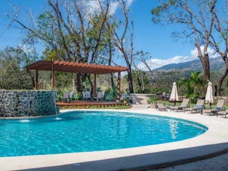 Hacienda Guachipelin - Pool