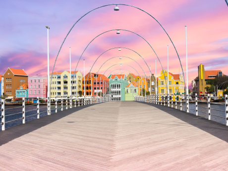 Floating pantoon bridge
