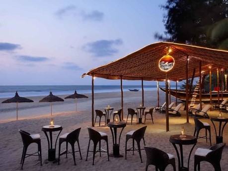 Sunsetbar im 5* Hotel Caravela Beach