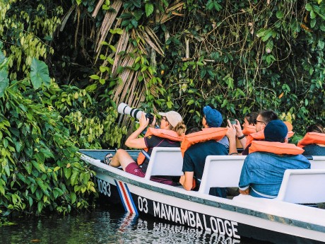 Mawamba Lodge Boat Tour 2