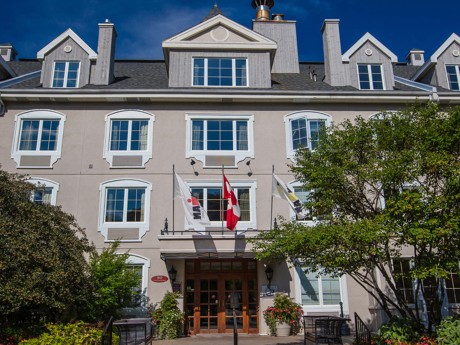 Holiday Inn Express & Suites Tremblant
