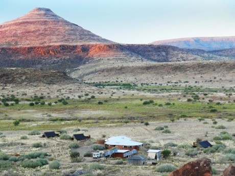 Etendeka Mountain Camp_Namibia_Camp Sett