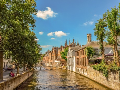 Malerischer Kanal in Brügge