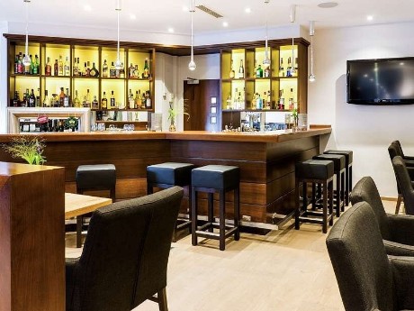 Bar, Upstalsboom Emden