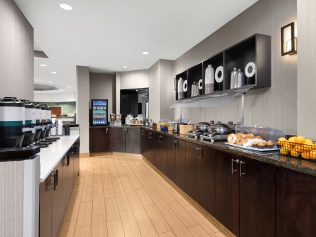 Springhill Suites Fairbanks - Breakfast