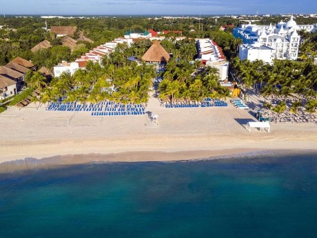 Hotel Viva Azteca by Wyndham, Strand